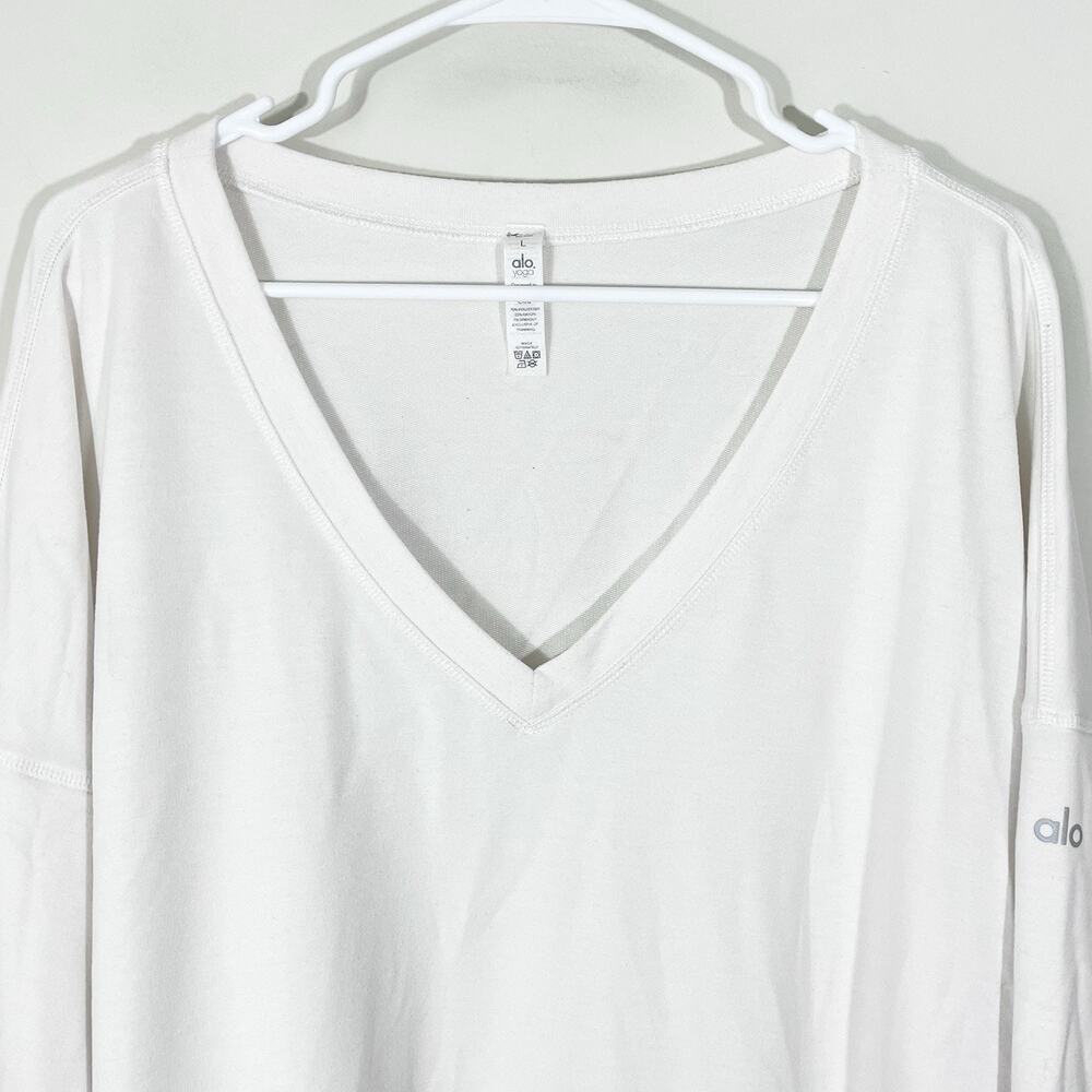 Alo Yoga Oversized Deep V Neck Pullover Sweatshirt Womens Size Large White - Picture 2 of 5